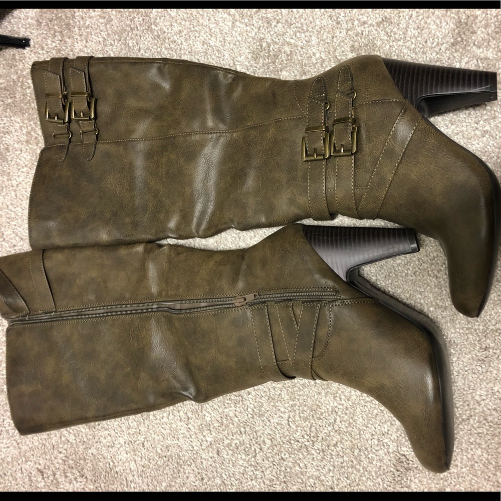 Just Fab heel boots